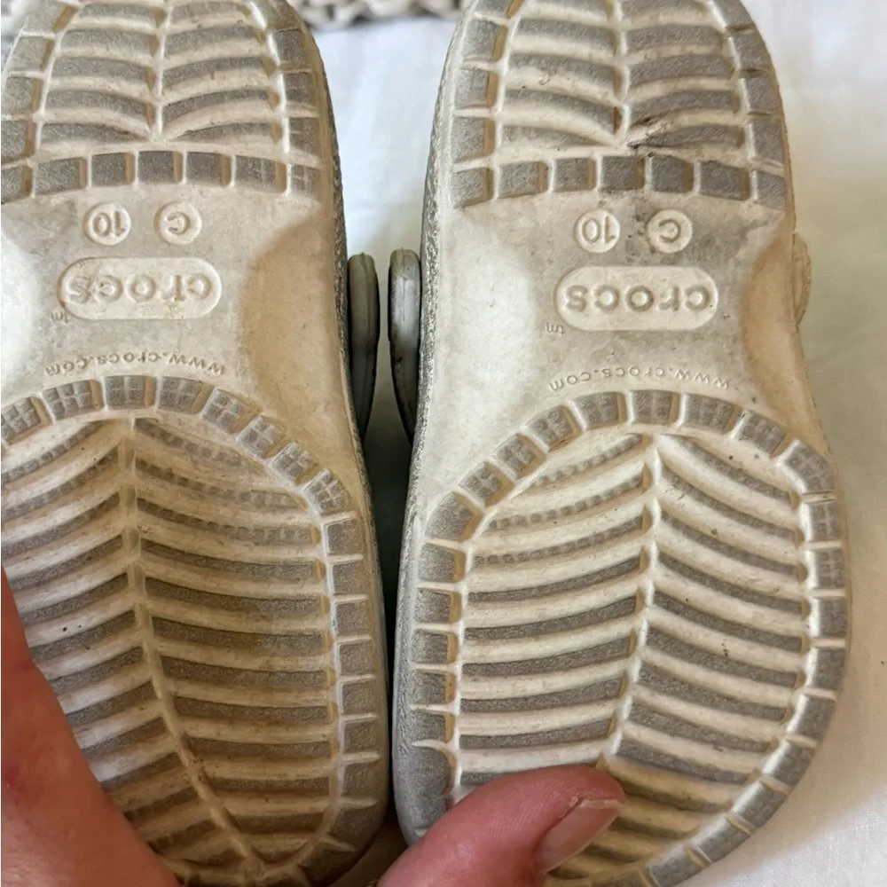Kids glitter crocs size 10